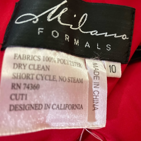 Milano, red, long, formal, prom dress with sequins bodice. Size 10. Has POCKETS! - Picture 2 of 10